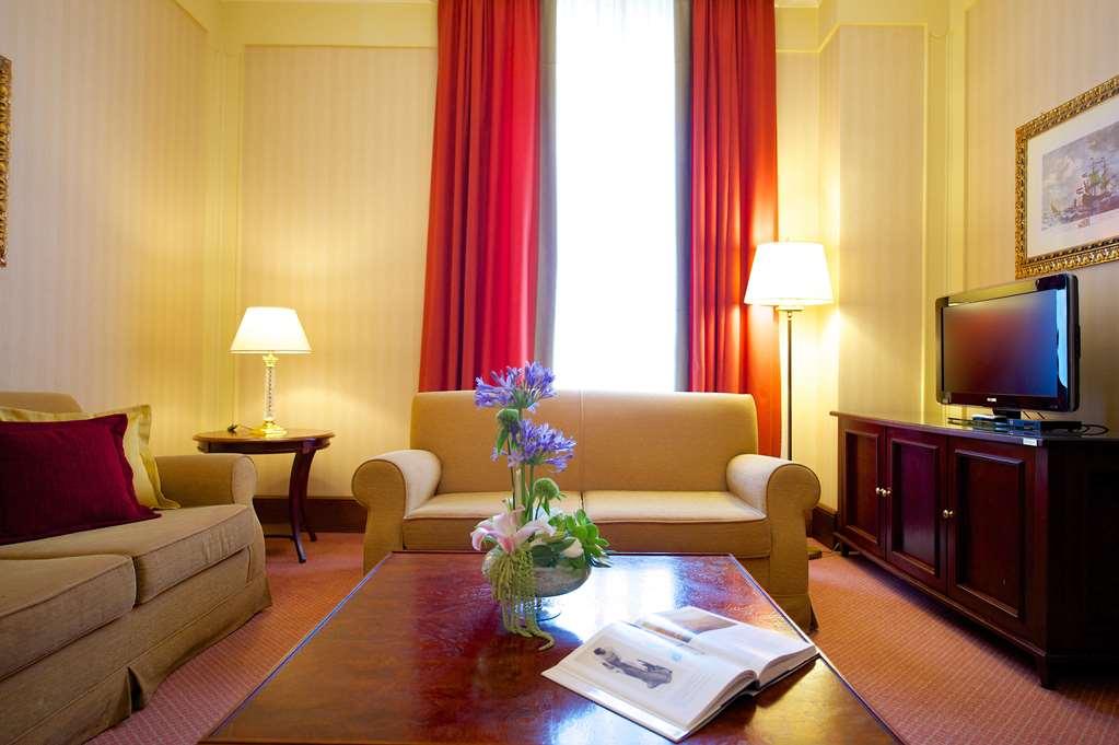 Excelsior Palace Palermo Room photo