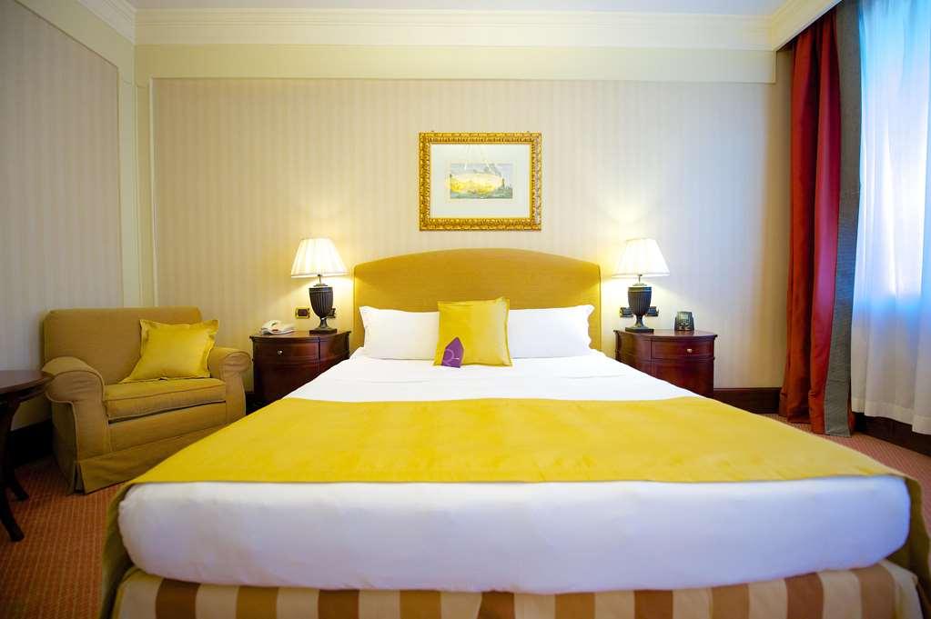 Excelsior Palace Palermo Room photo