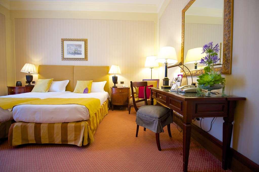 Excelsior Palace Palermo Room photo
