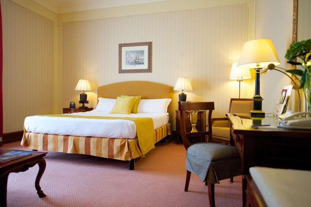 Excelsior Palace Palermo Room photo